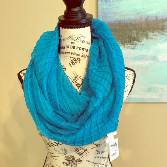Charlotte Russe Accessories - Turquoise Charlotte Russe Soft Infinity Scarf
